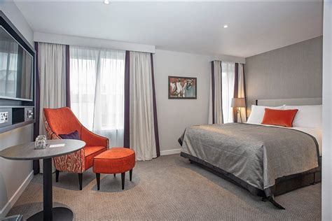 2868 Verified Hotel Reviews of Ten Hill Place .